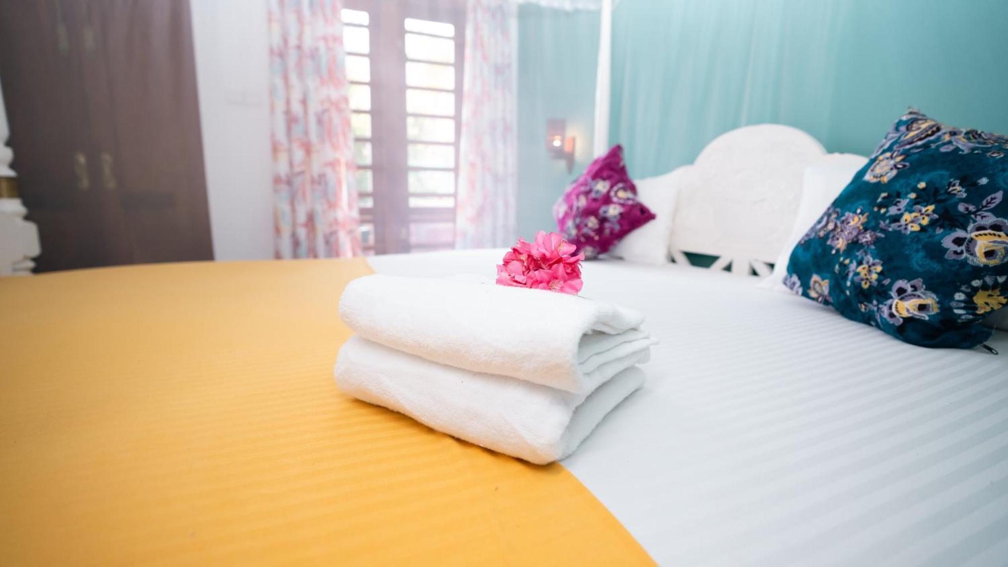 Daffodil Restaurant & Holiday Resort อูนาวาตูนา ภายนอก รูปภาพ